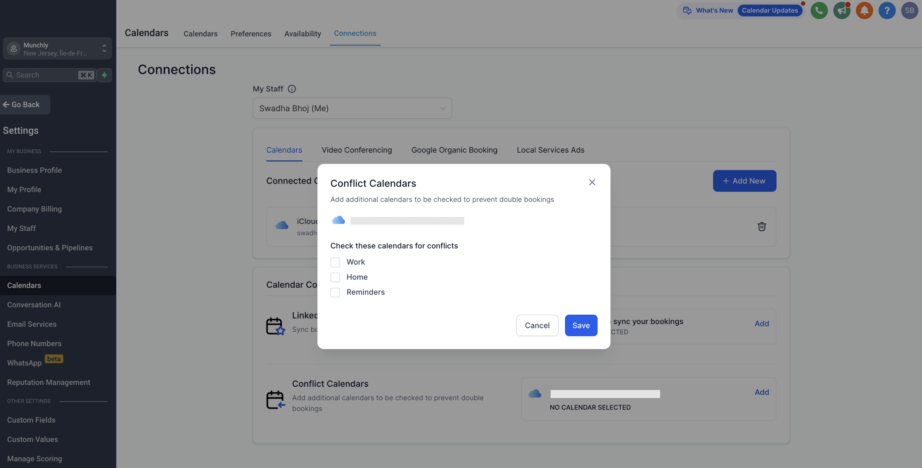 Screenshot of HighLevel calendar connection settings and conflict calendar options.